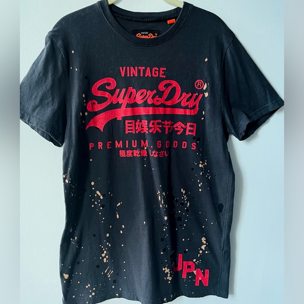 SuperDry Wmn’s  sz Medium T Shirt RARE collection Japan